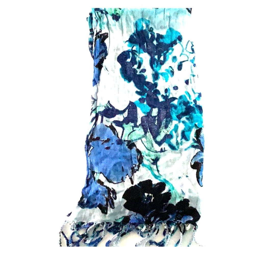 Charming Charlie scarf